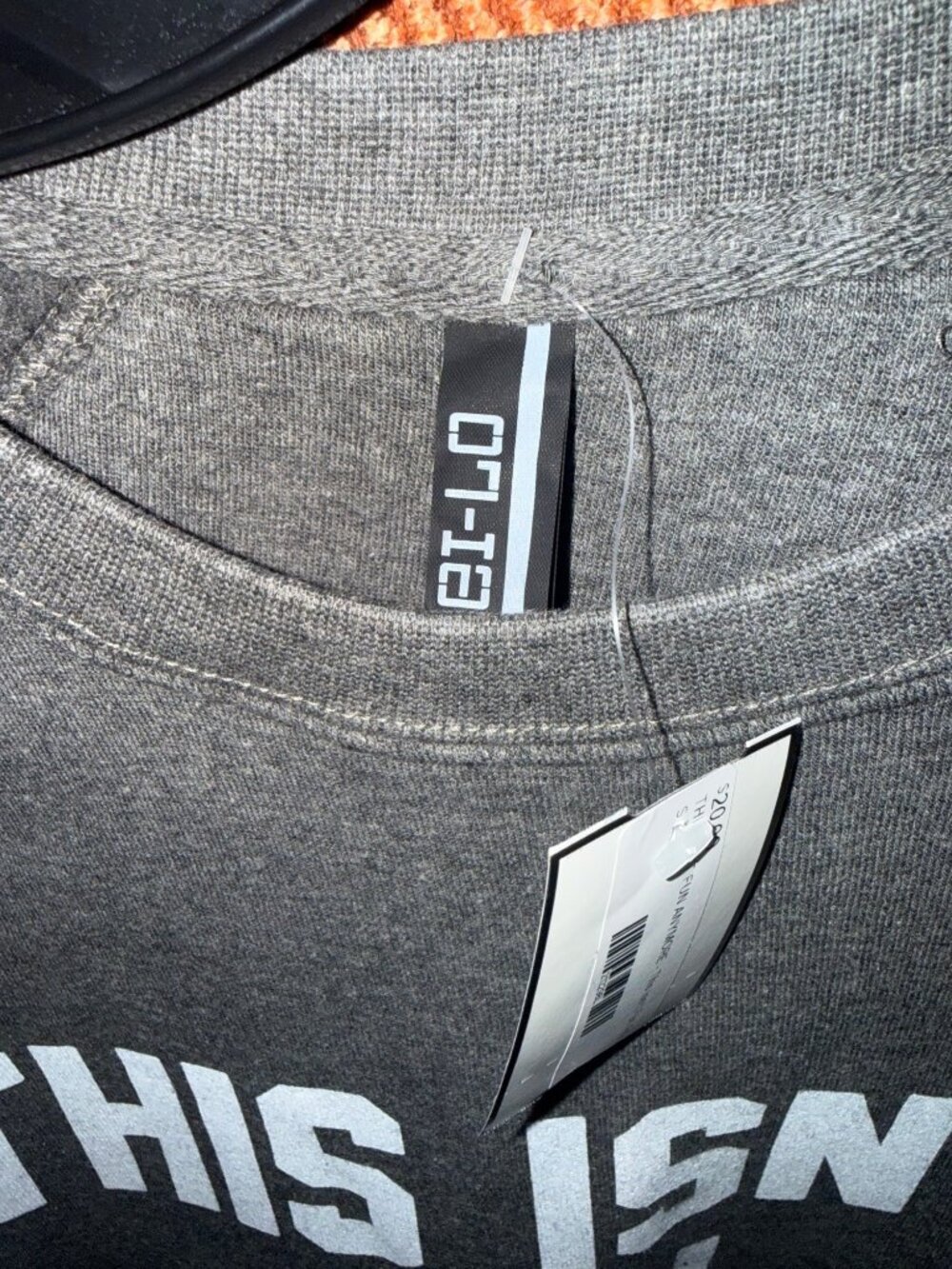this Isnt Fun Anymore Graphic Sweatshirt Long Sleeve Unisex Gray Small - Picture 2 of 4